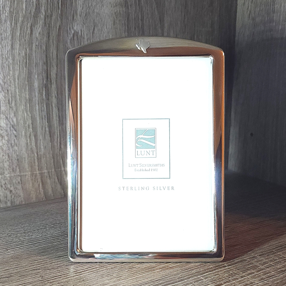 New Lunt Sterling Silver Arched 3x5 Picture Frame w/State of Texas (TX) Cutout